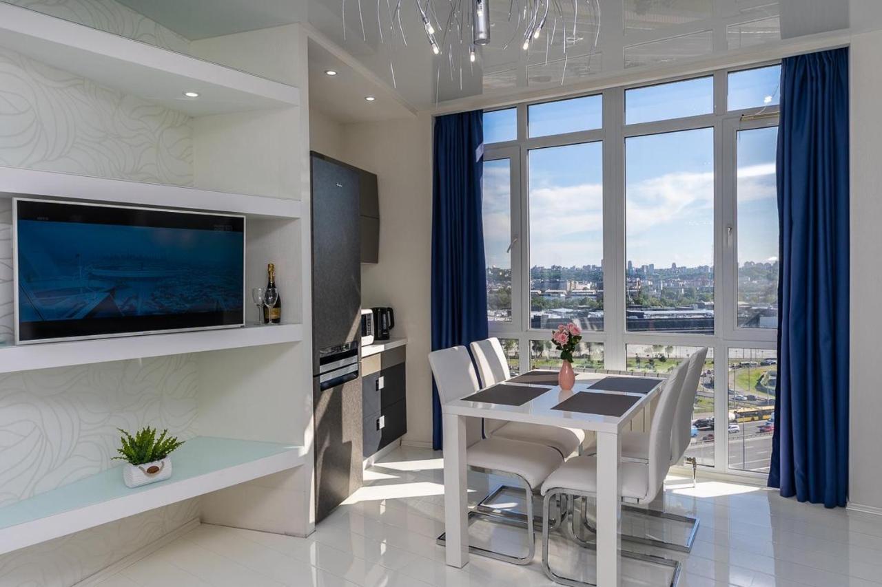 Fashionable Panoramic Apartments Dnieper. Obolon Κίεβο Εξωτερικό φωτογραφία